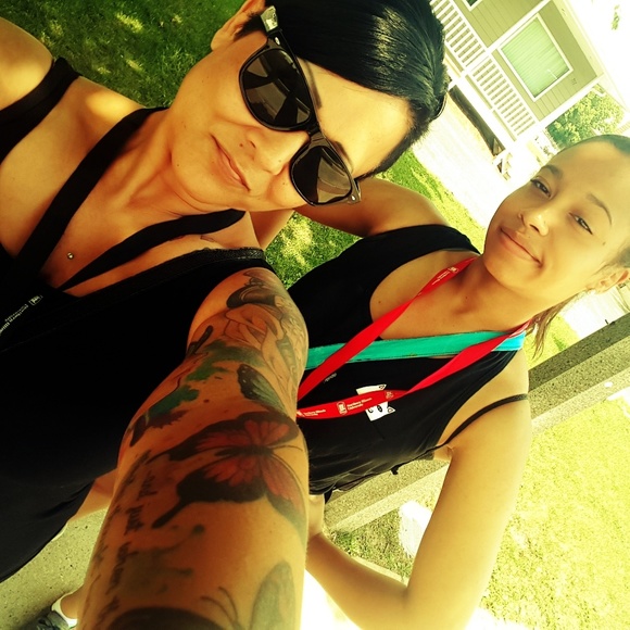 🍟🍟 A F F O R D A B L E   C L O S E T 🍟🍟 - Picture 4 of 8